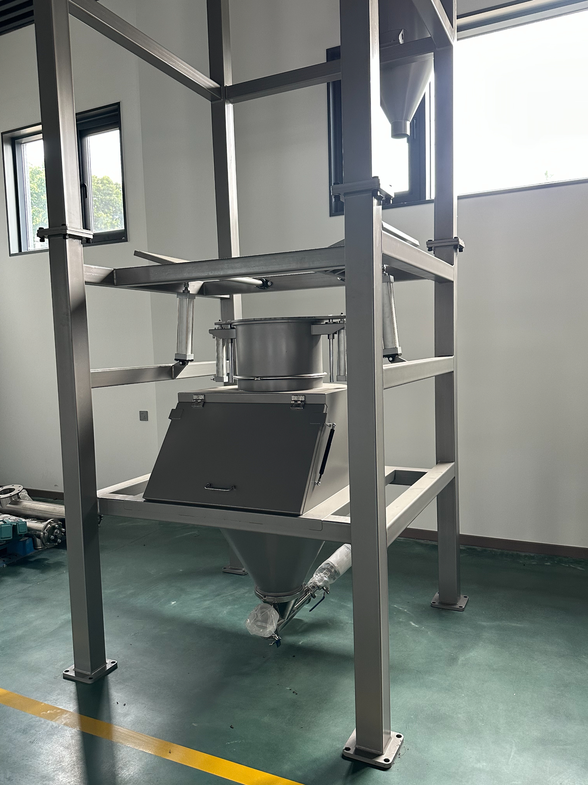 敞开式吨包投料站 图3